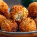 Ho to make Garlic Parmesan Cheeseburger Bombs