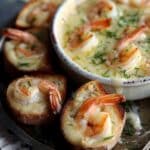 Hot Cheesy Shrimp Dip with Garlic Toast
