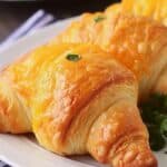 Ho to make Cheesy Chicken Crescent Rolls