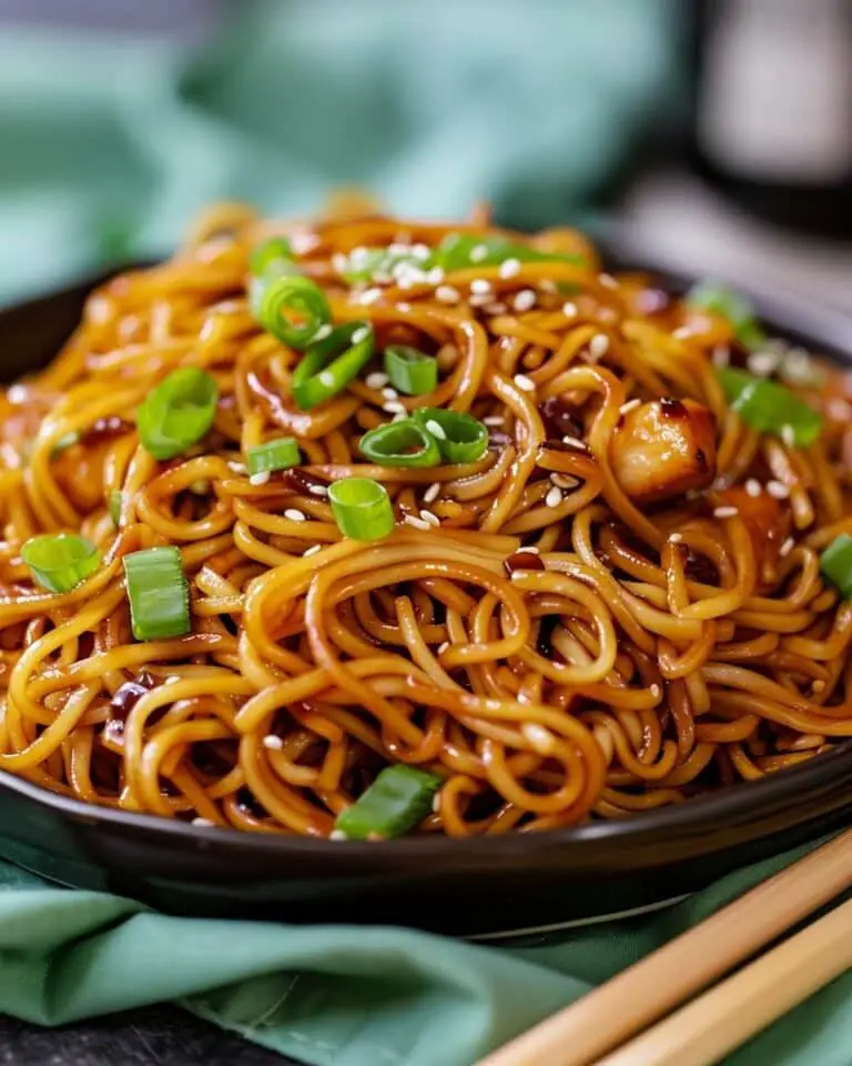 Sticky Garlic Chicken Noodles