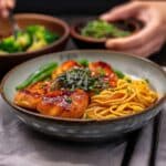Sticky Garlic Chicken Noodles
