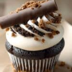 Mocha Cookie Crumble Cupcake