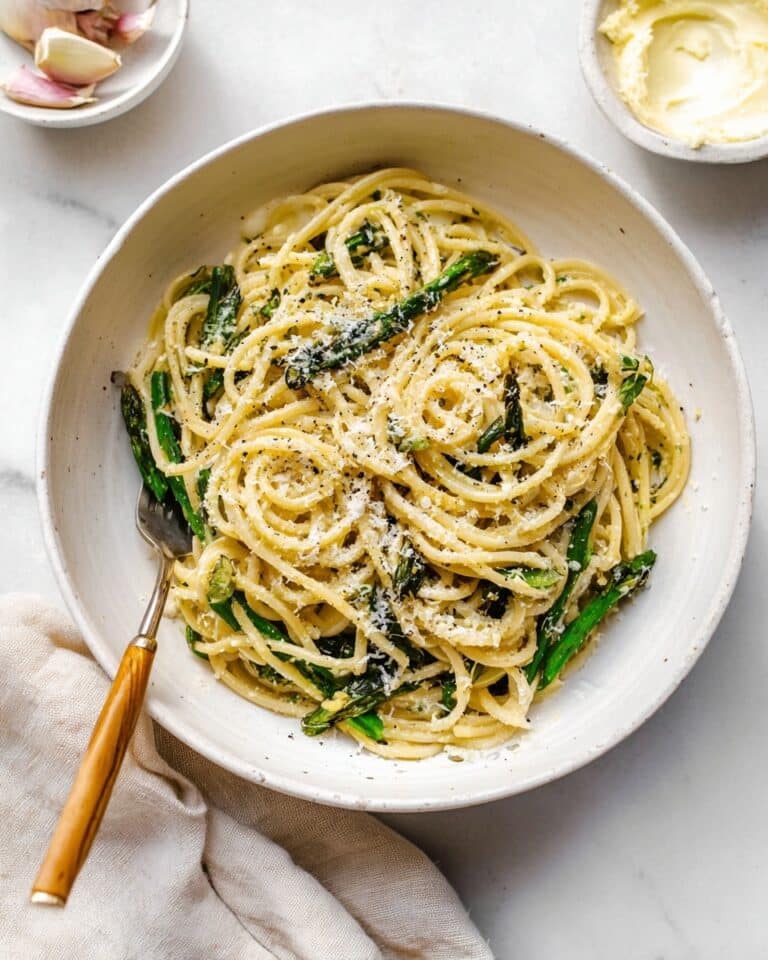 Pasta with Asparagus and Parmesan Sauce Recipe