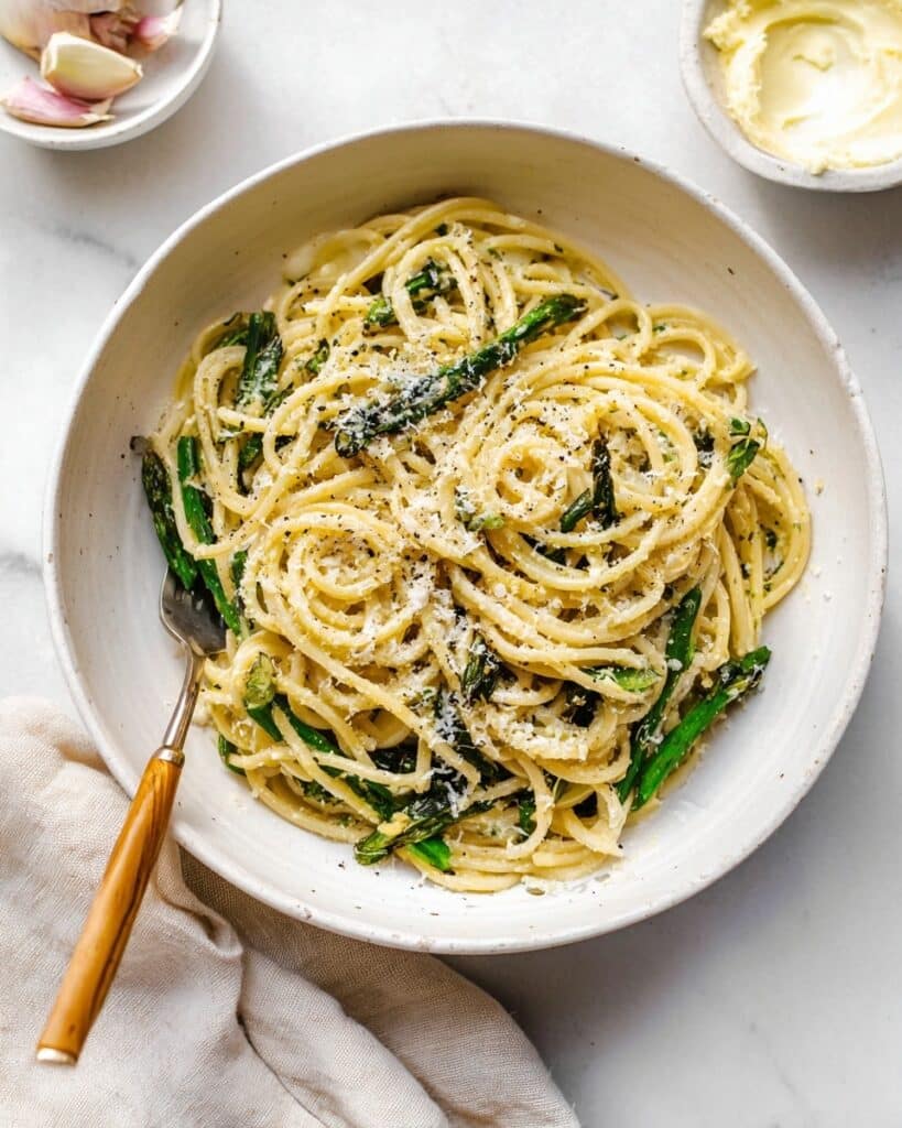 Pasta with Asparagus and Parmesan Sauce Recipe
