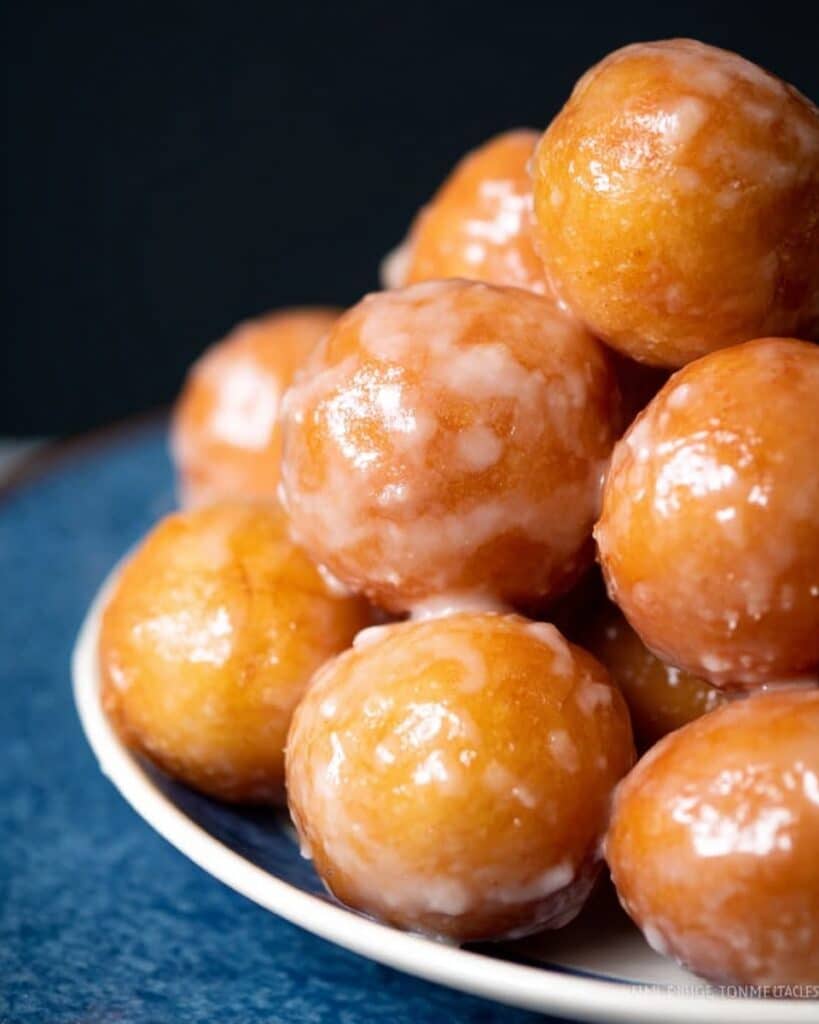 Easy Homemade Glazed Doughnut Holes Recipe