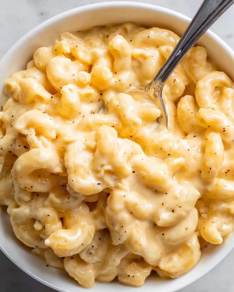 Creamy Crockpot Mac and Cheese Recipe